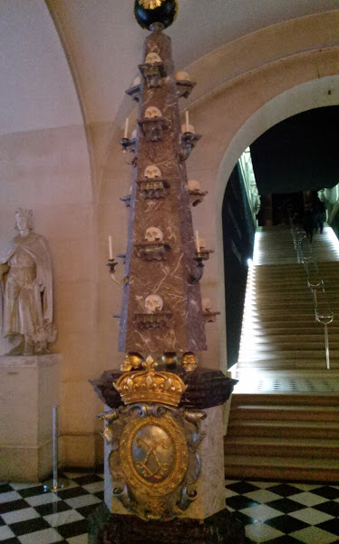 entrance to death display