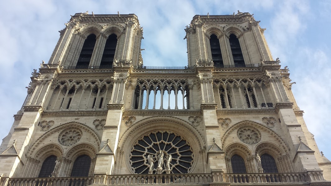 20160116_150519_Parvis Notre-Dame - place Jean-Paul-II