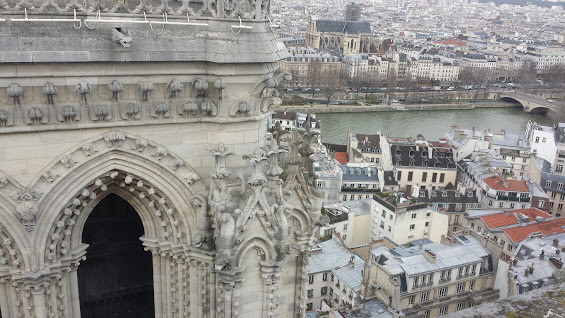 20160116_160437_Place du Châtelet