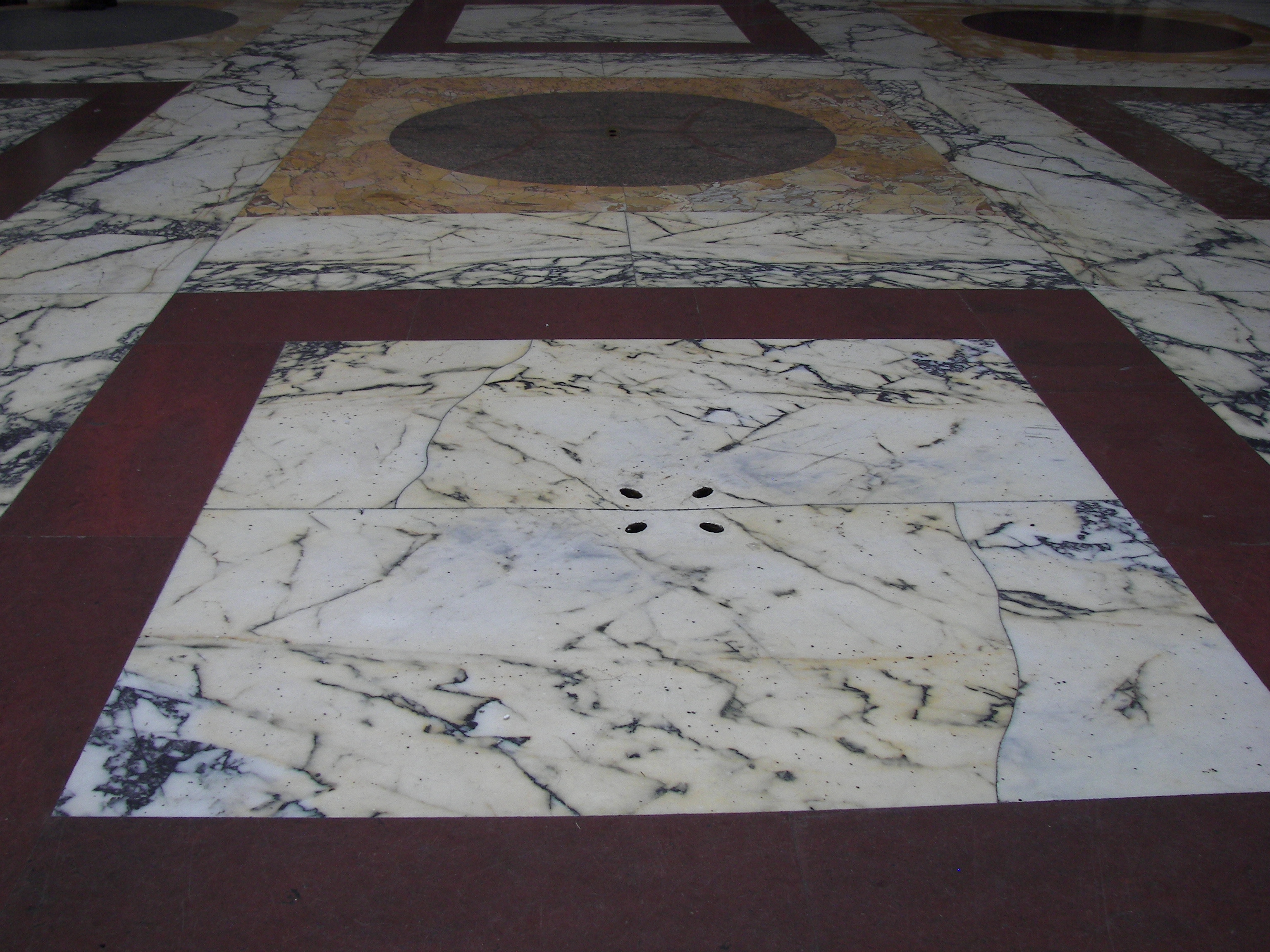 pantheon_floor_drainage_2