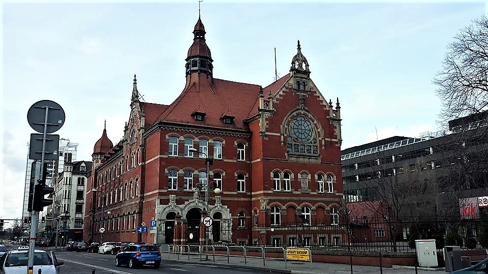 12642525_10153886910781411_612841779515389366_n