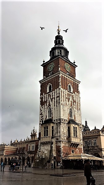 20160201_130930_Main Square