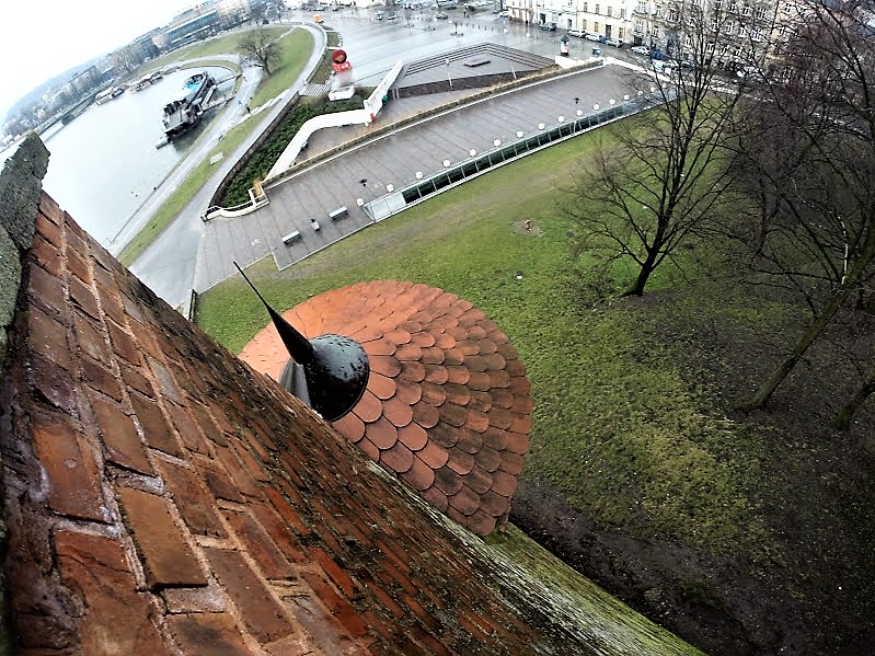 G3876276_1454350916663_high