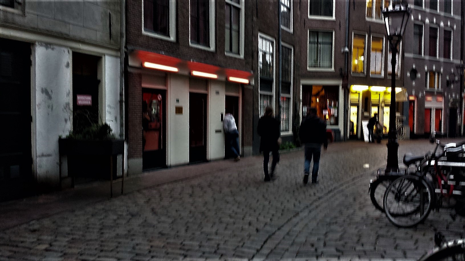20160205_171946_Oudekerksplein