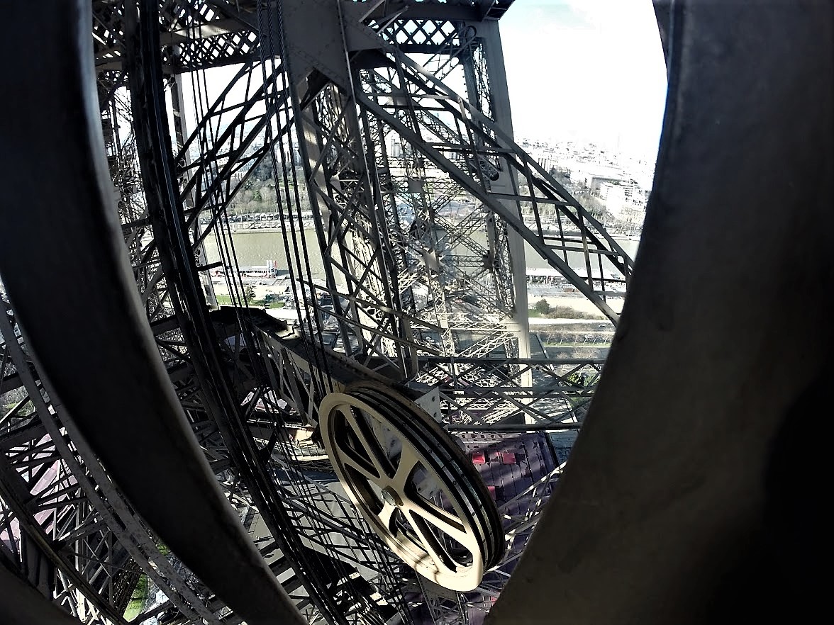 G6477311_1454974212831_high