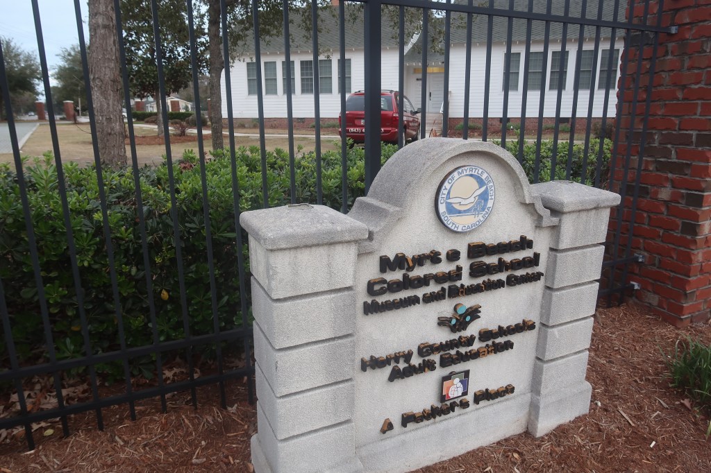 Marker for Myrtle Beach Colored School