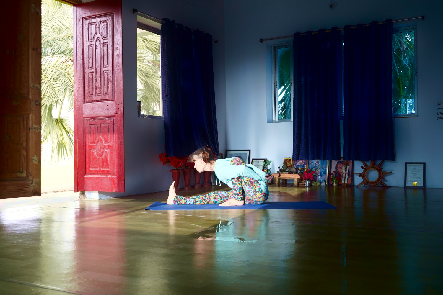 travel blogger practicing yoga