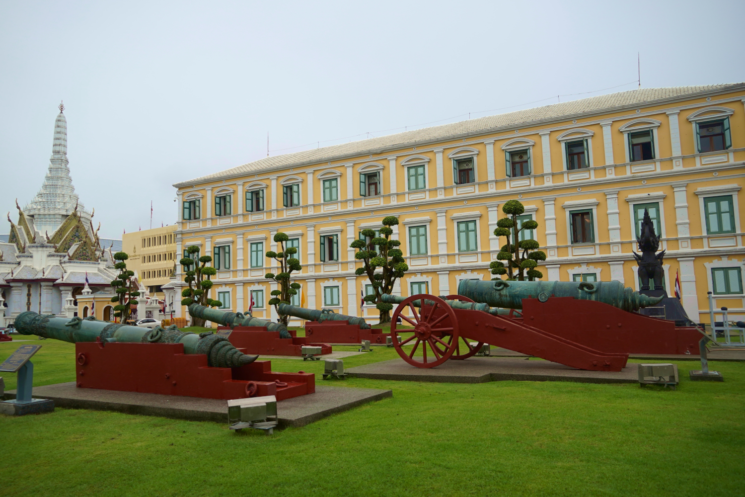 canons on lawn in front of Ministry of Defense, Bangkok, Thailand