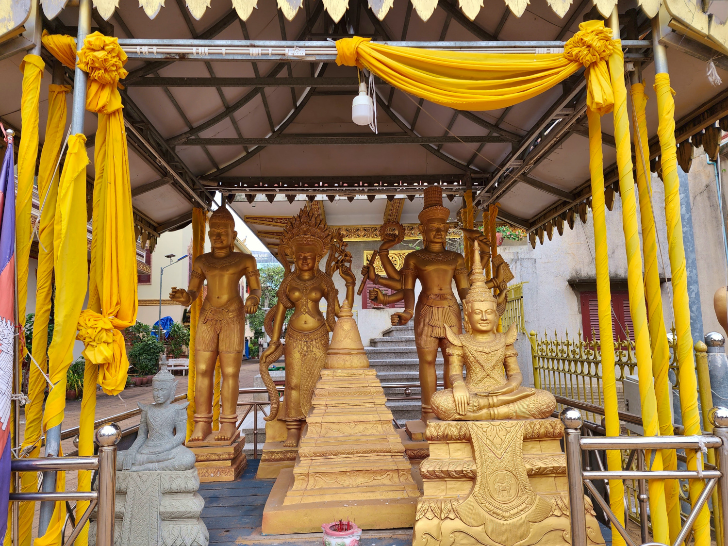 Monastery devotional statues