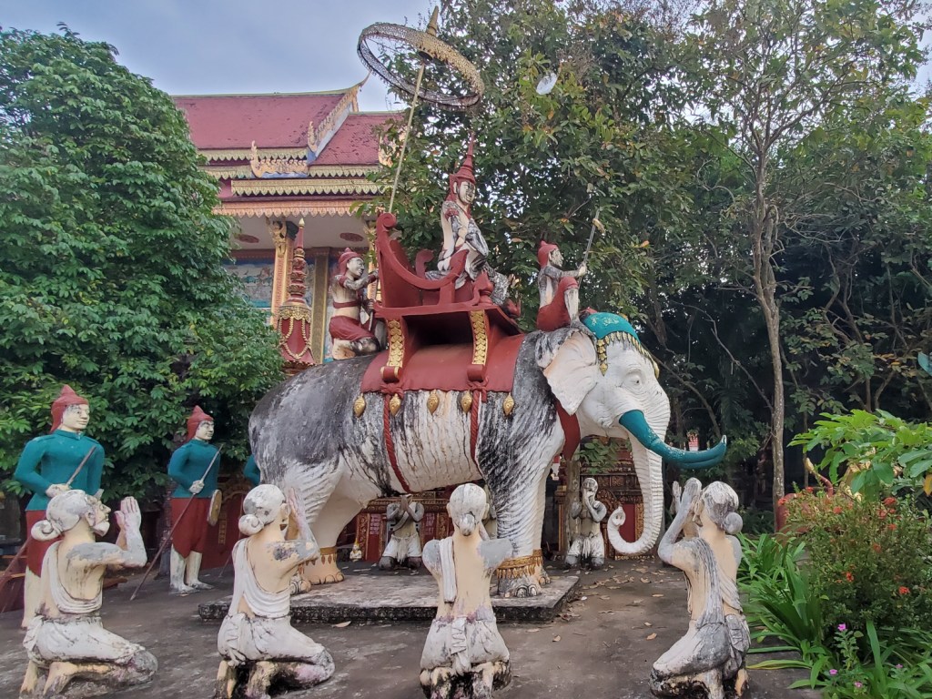 Siem Reap Adventures: Teaching, Temples, and the Curious Case of Fake&nbsp;Money