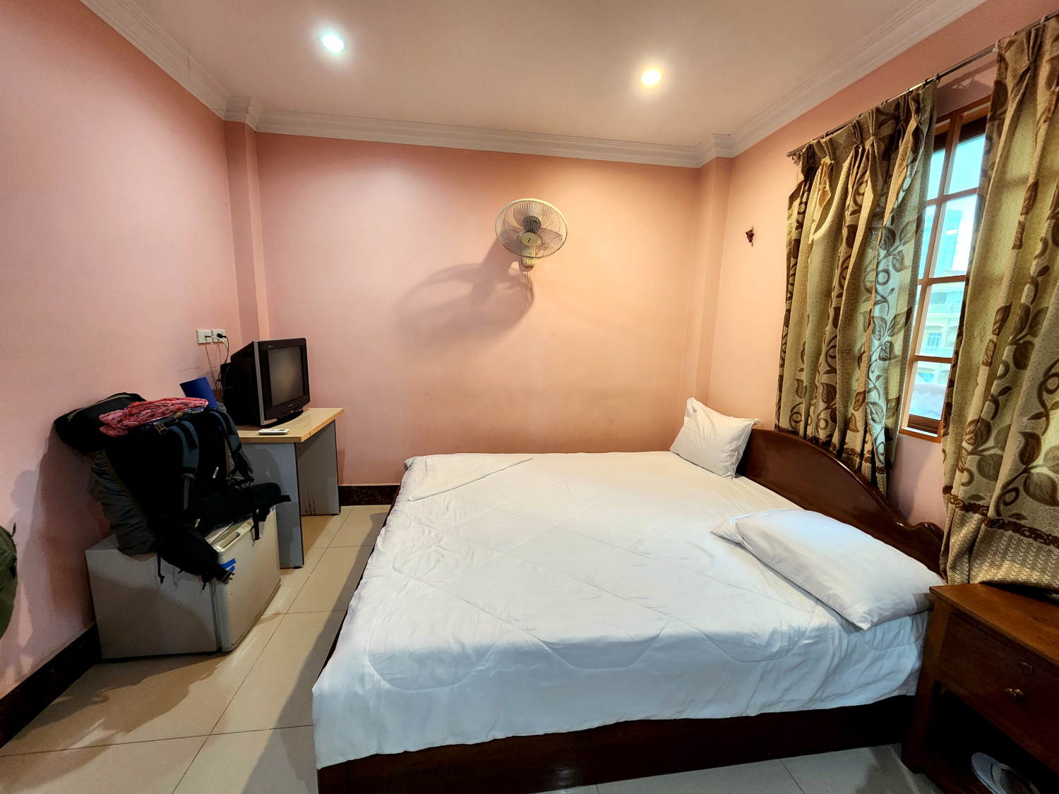 interior ផ្ទះសំណាក់ឡុងថៃលី