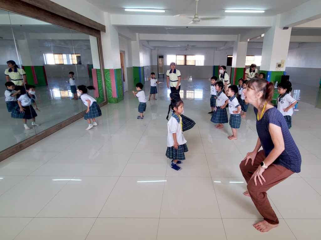 dance rehearsal with preschoolers