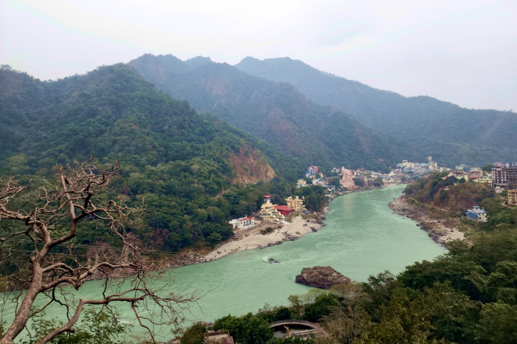 Rishikesh to Devikhet: The Bus Trip from Hell (and Why You Should Take It&nbsp;Anyway)